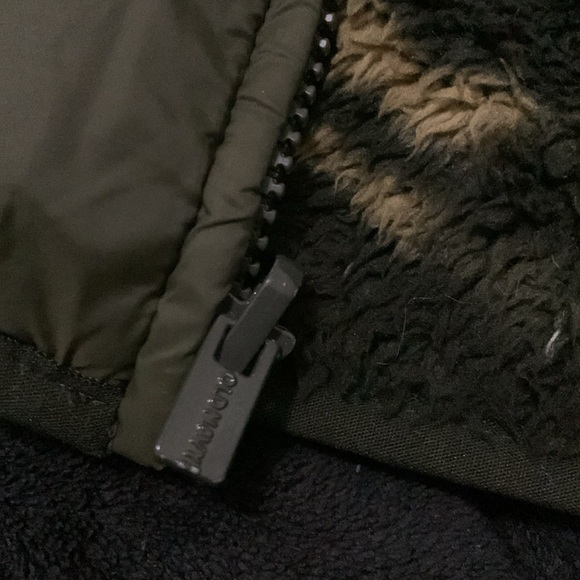 Boys reversible jacket from Old Navy. - Picture 9 of 9